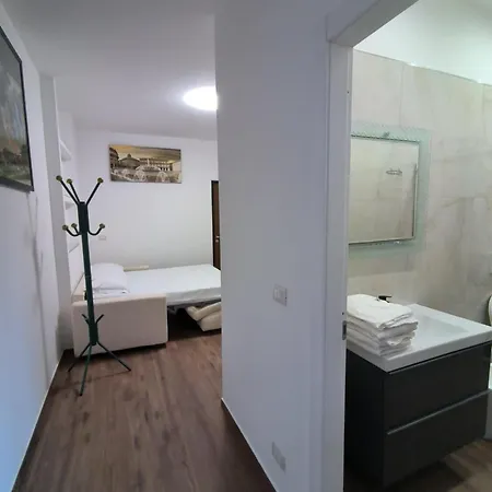 Terminal Traghetti Apartment *