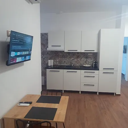 아파트 Terminal Traghetti *